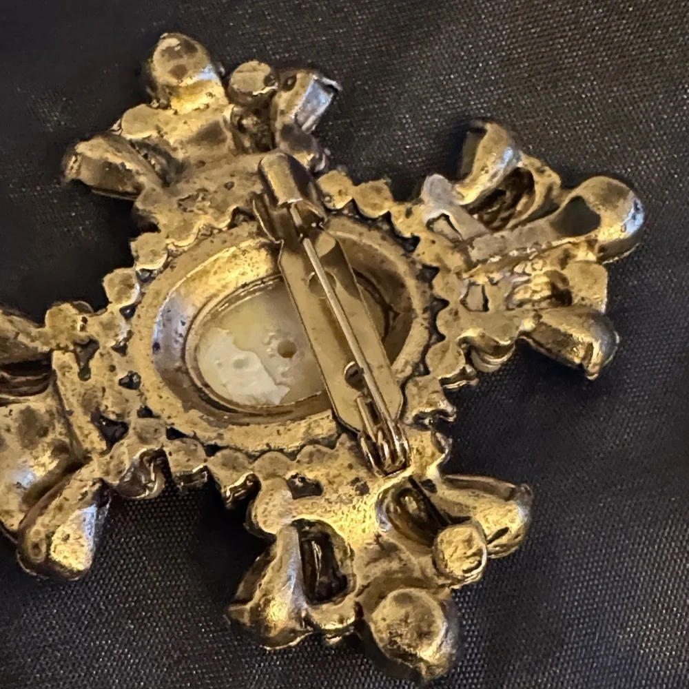 Pearl Cross Brooch with Multicolor Rhinestones, Baroque Statement Pin - Picture 5 of 5